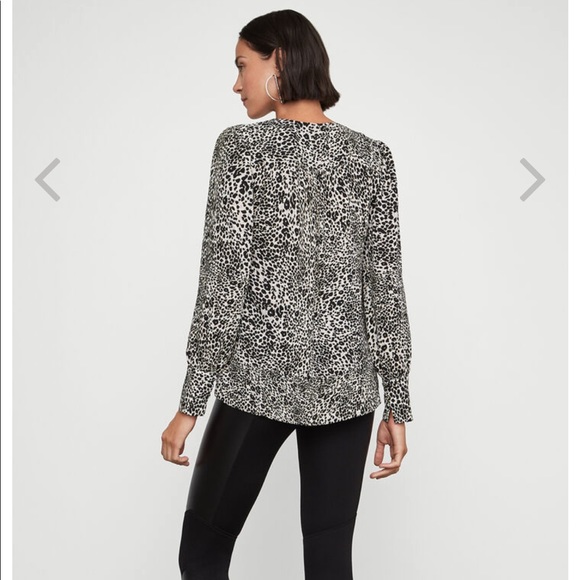 ⭐️2/$25⭐️Puff sleeve Leopard-like blouse High/Low medium - Picture 3 of 9